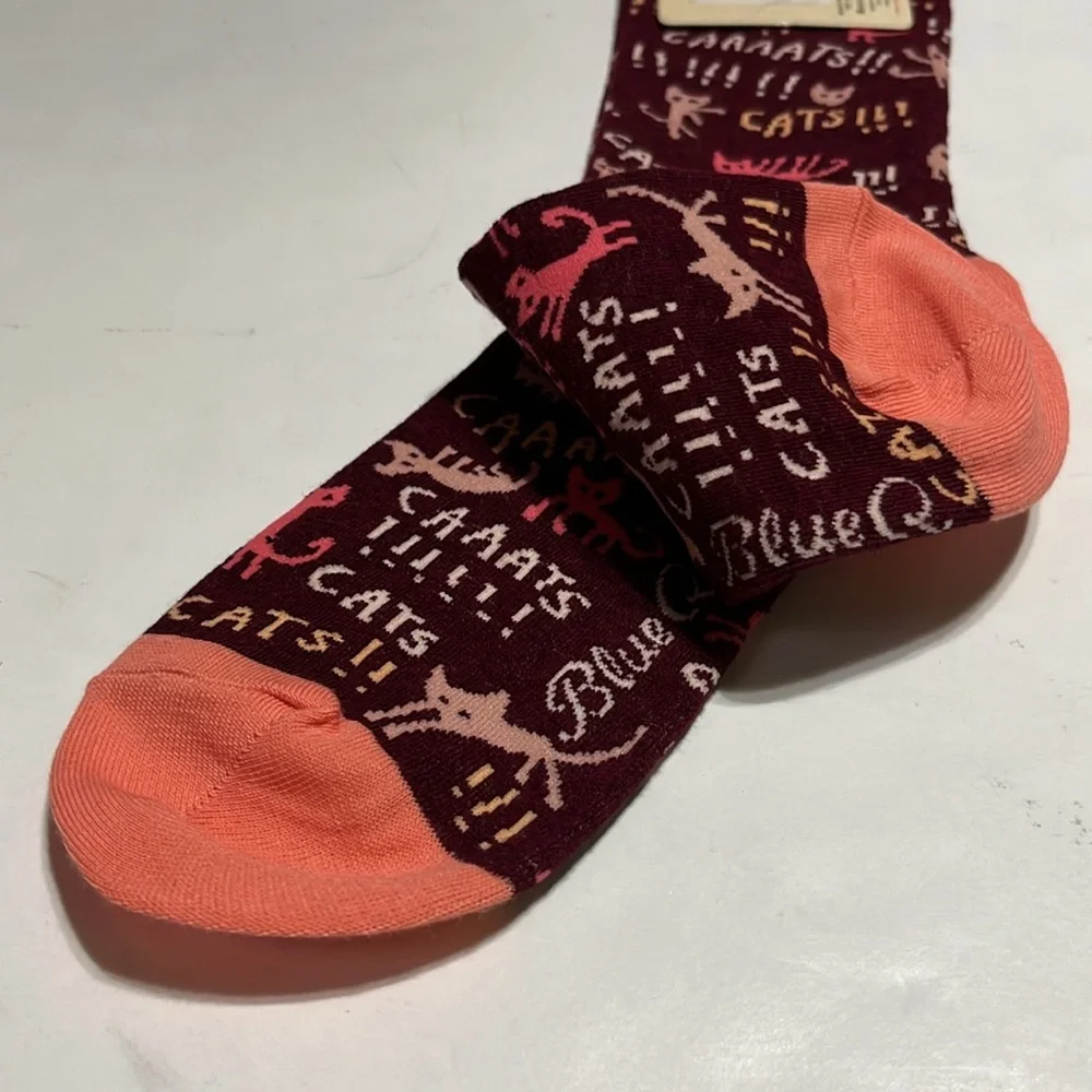 Blue Q women’s crew cats socks new salmon burgundy pink Doctors Without Borders